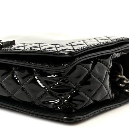 Chanel Patent New Medium Boy Reverso Flap Black 10 of 10