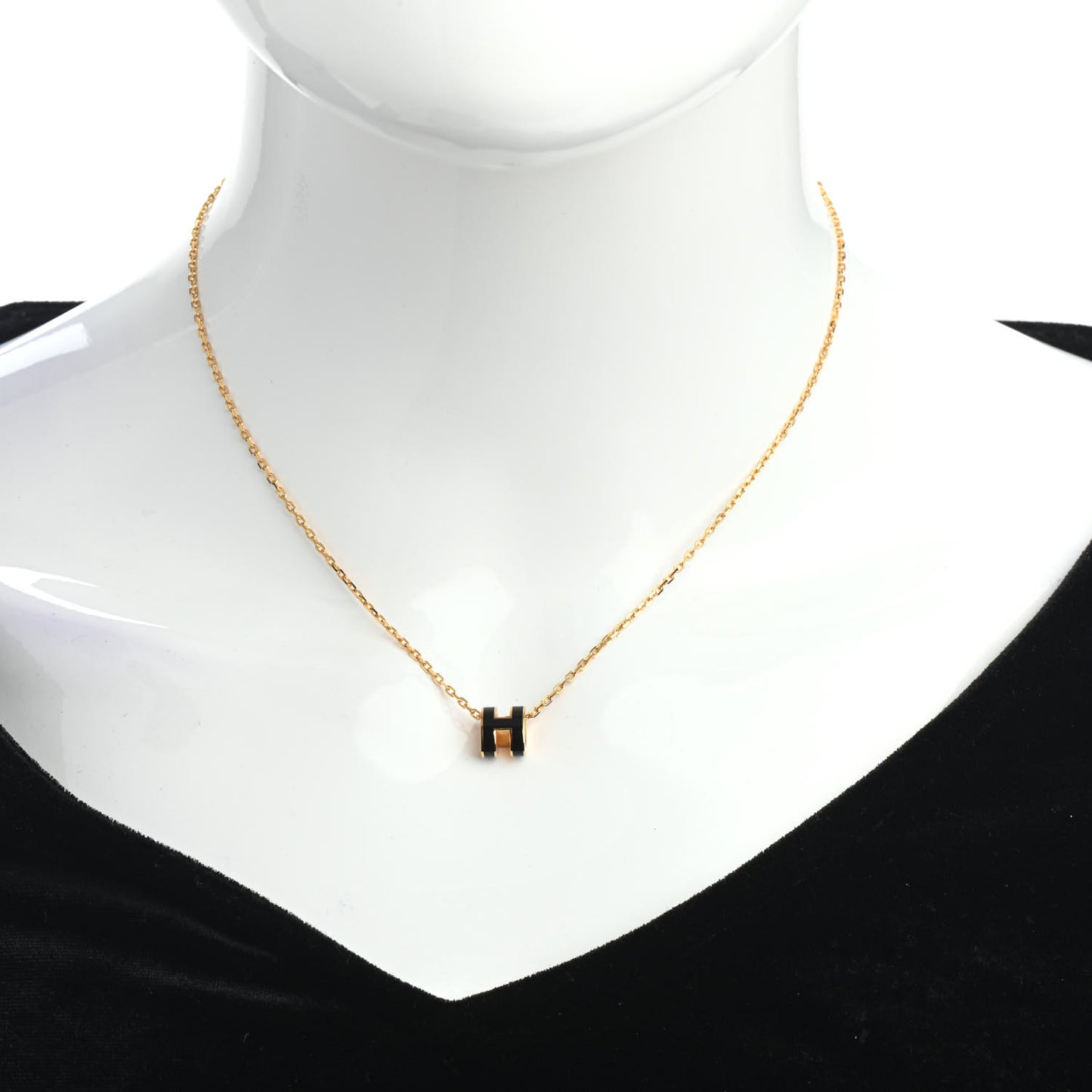 Lacquered Gold Mini Pop H Pendant Necklace Black