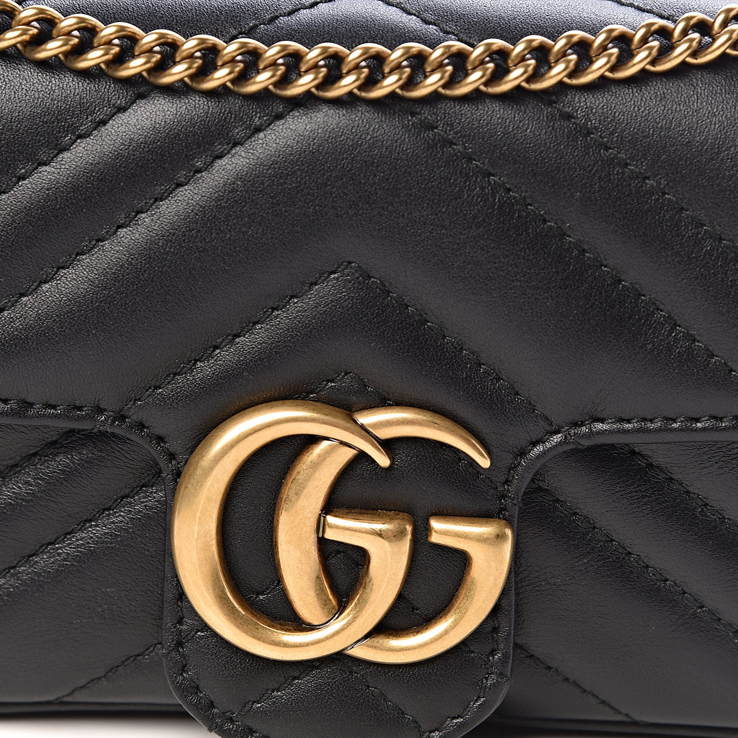 Calfskin Matelasse Super Mini GG Marmont Shoulder Bag Black