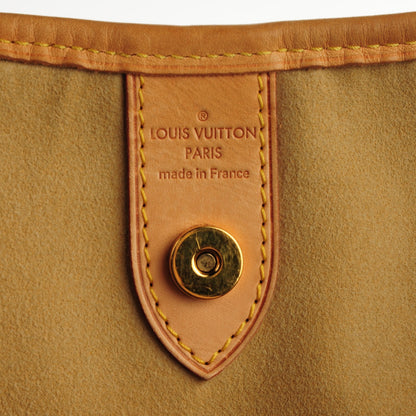 Louis Vuitton Monogram Galliera GM 6 of 7