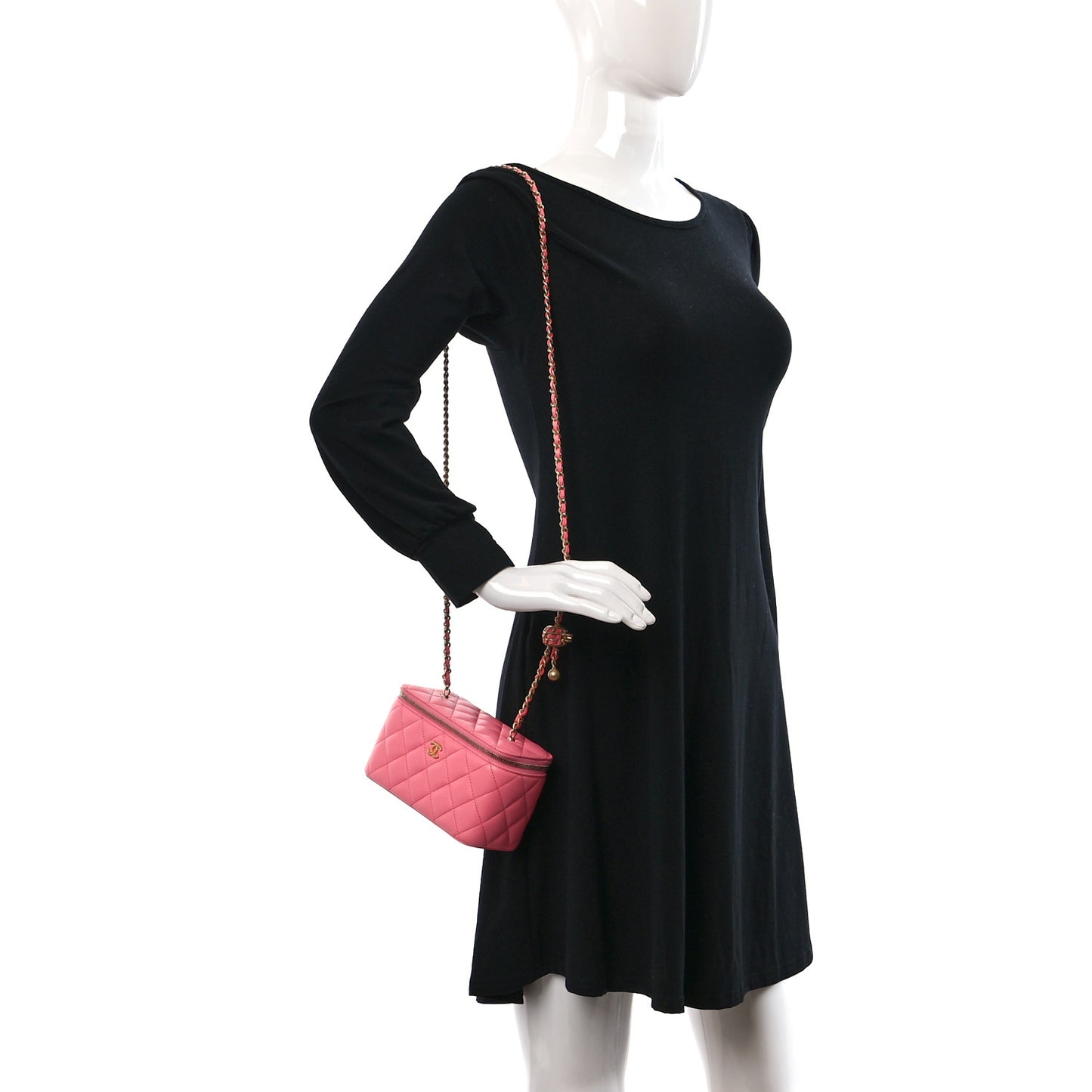 Lambskin Quilted Small Pearl Crush Vanity Case With Chain Pink