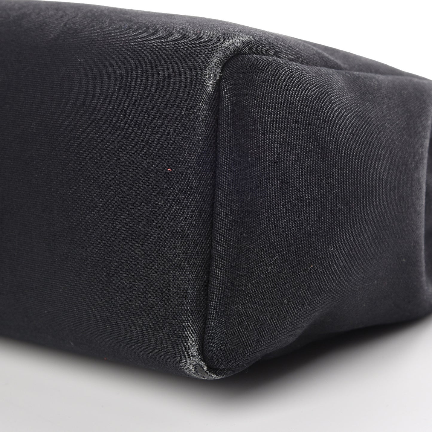 Toile Vache Calfskin Herbag 30 PM Black