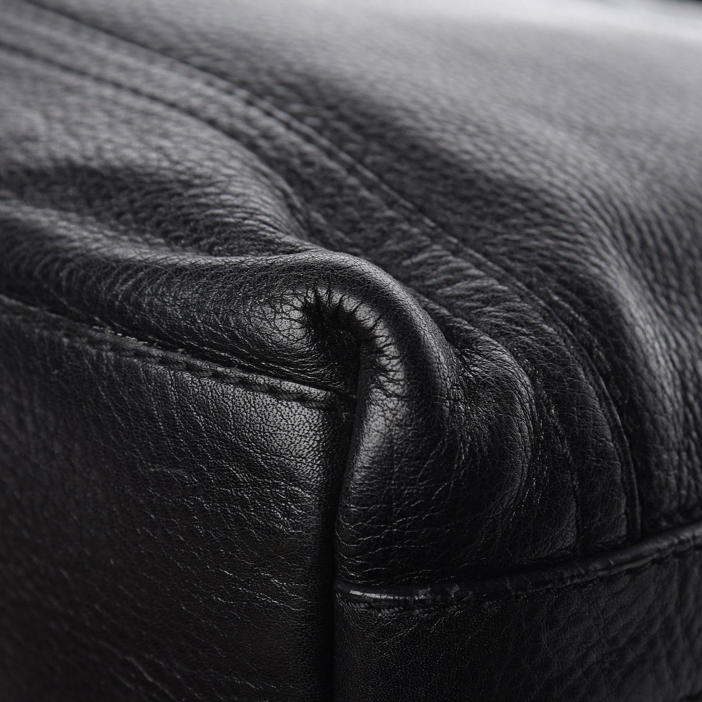 Grainy Calfskin Messenger Bag Black