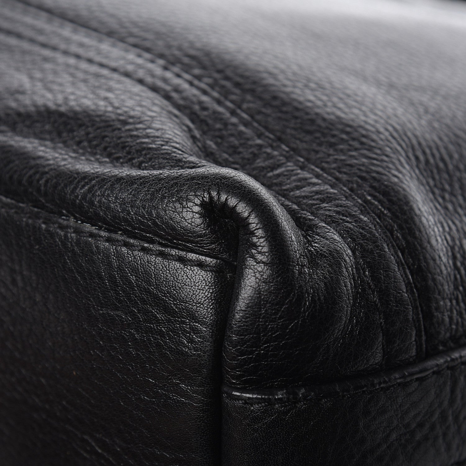 Burberry Grainy Calfskin Messenger Bag Black 21 of 21
