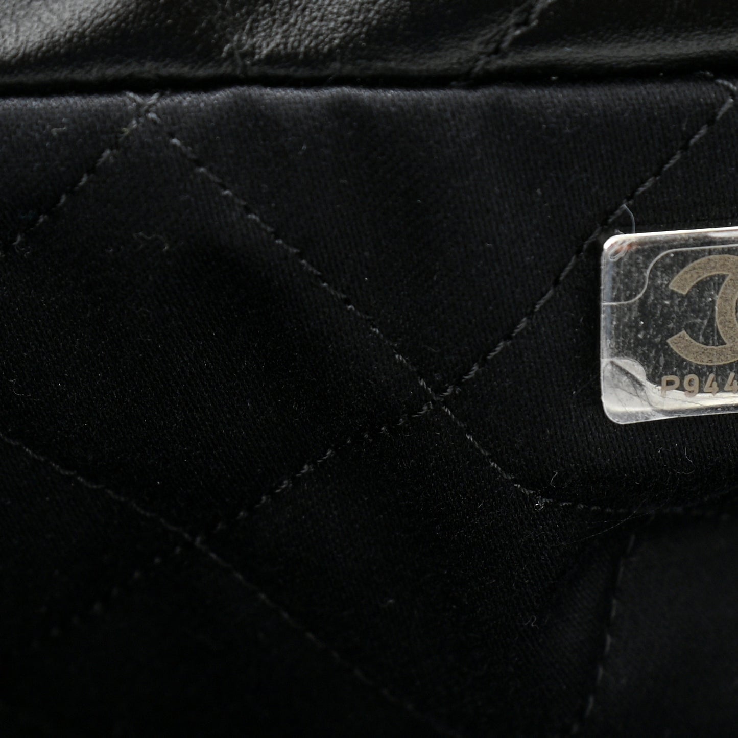 Shiny Calfskin Quilted Large Chanel 22 So Black
