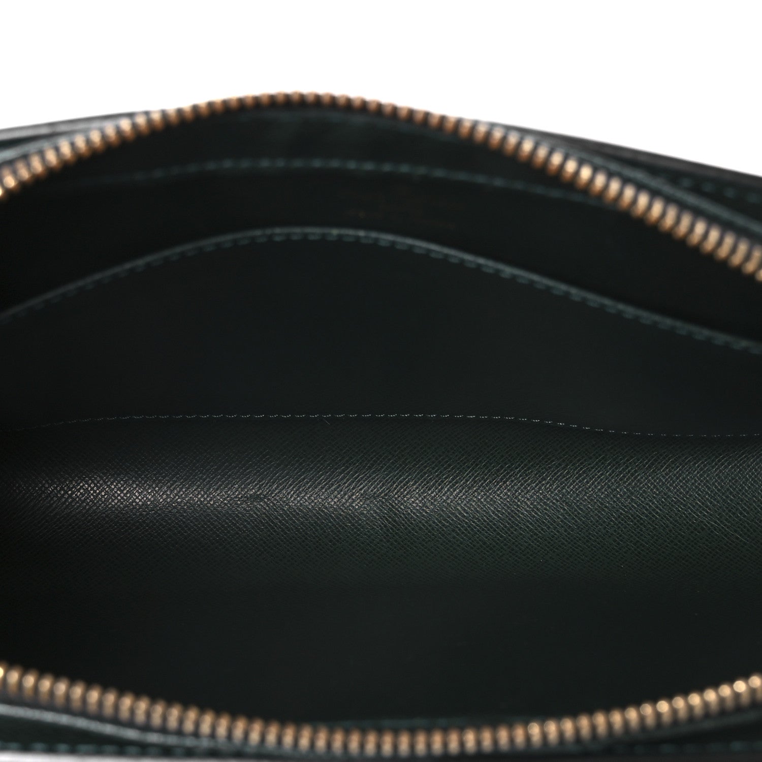 Louis Vuitton Taiga Baikal Pochette Epicea 5 of 10