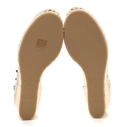 Valentino Garavani Grained Calfskin Rockstud Ankle Wrap Espadrille 15/85mm Wedges 39 Poudre Natural 5 of 8