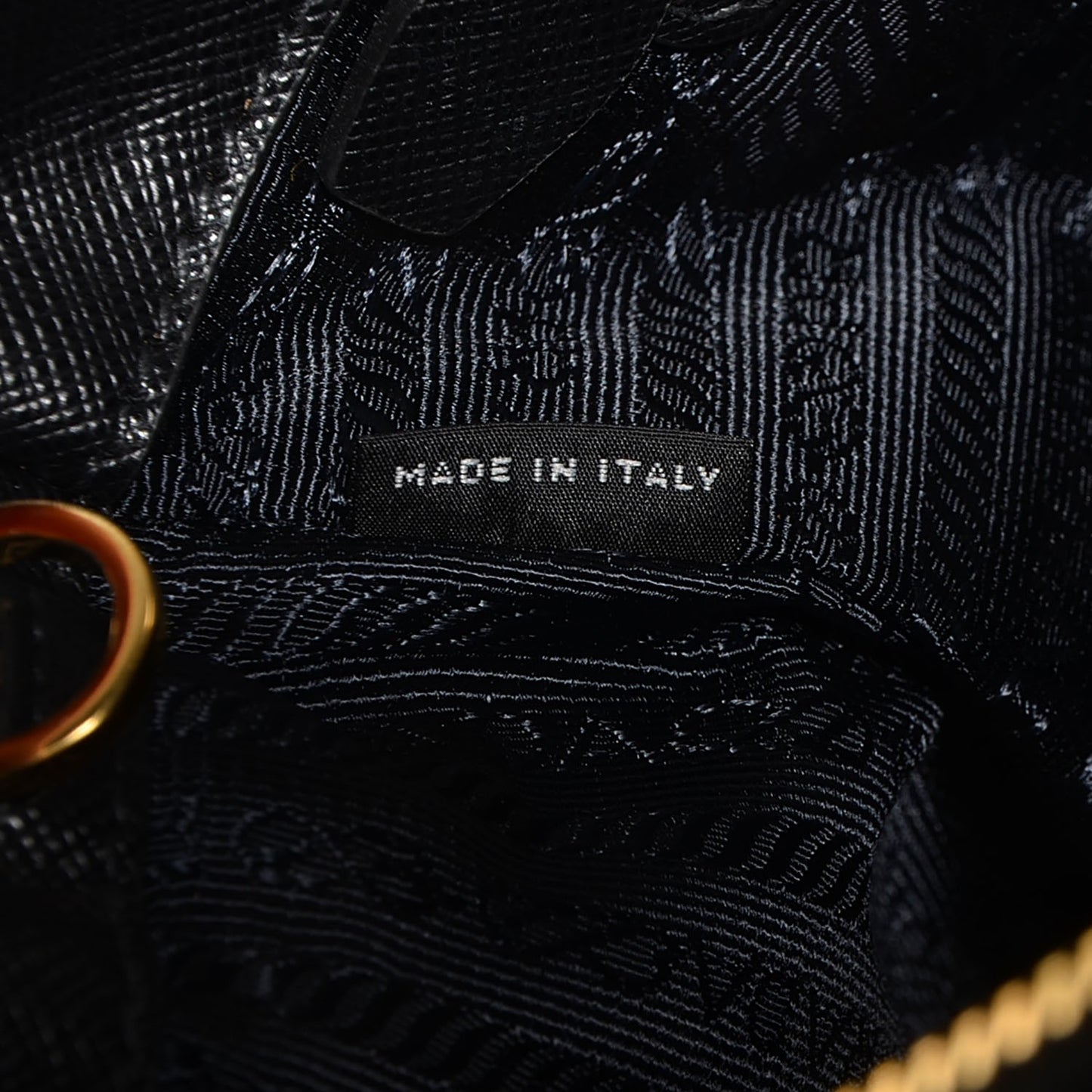Saffiano Lux Medium Double Zip Tote Nero Black