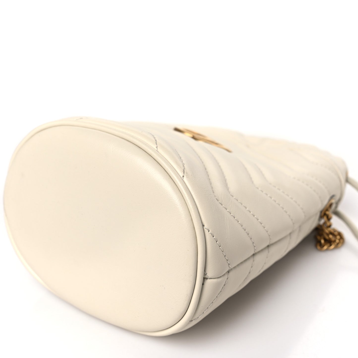 Calfskin Matelasse Mini GG Marmont 2.0 Bucket Bag White