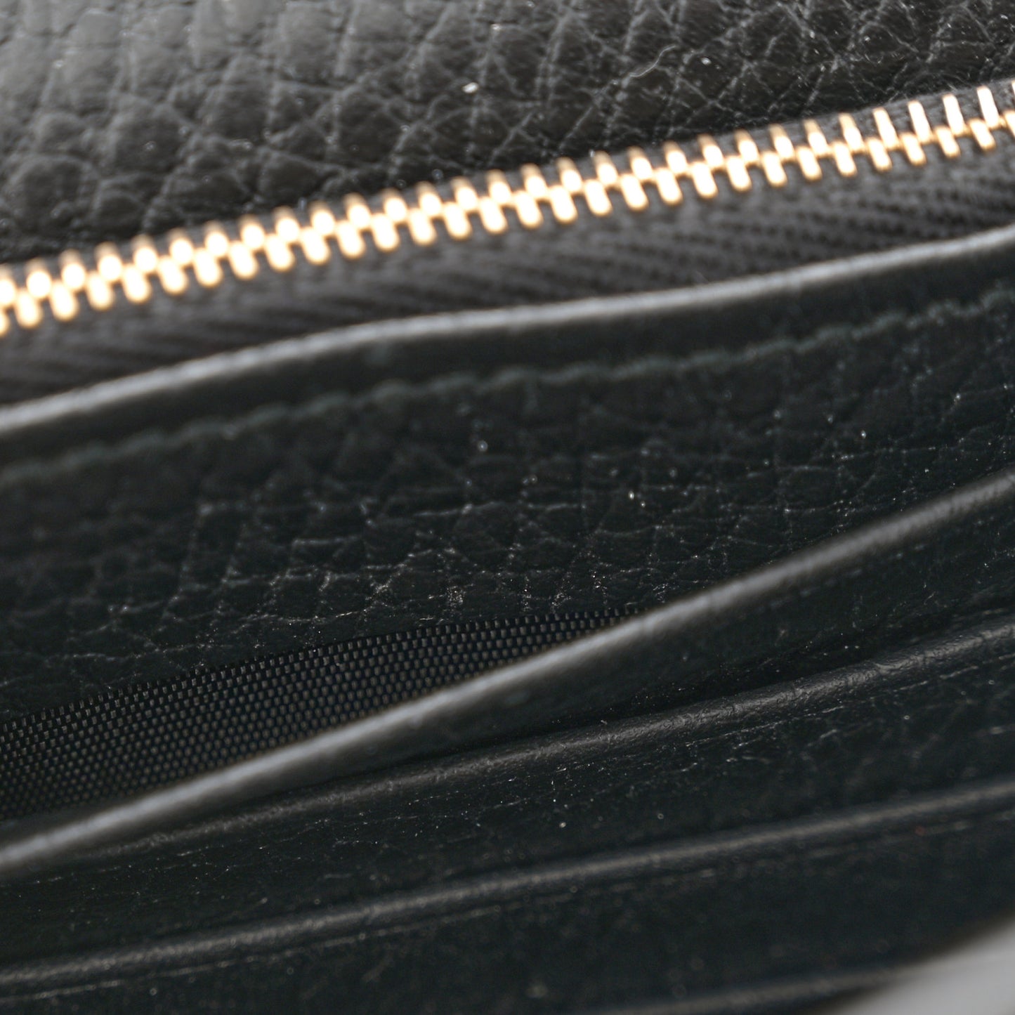 Dollar Calfskin Interlocking G Chain Wallet Black