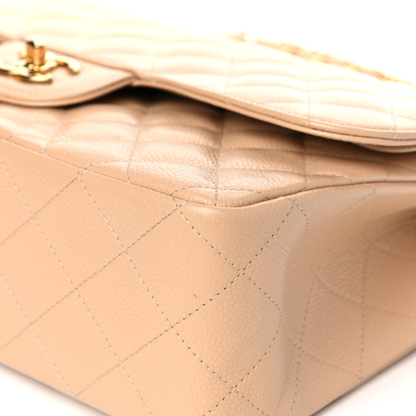 Caviar Quilted Jumbo Double Flap Beige Clair