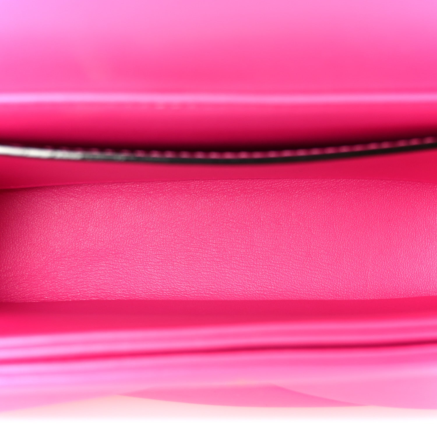 Valentino Garavani Nappa Monochrome One Stud Chain Clutch Pink PP 5 of 10