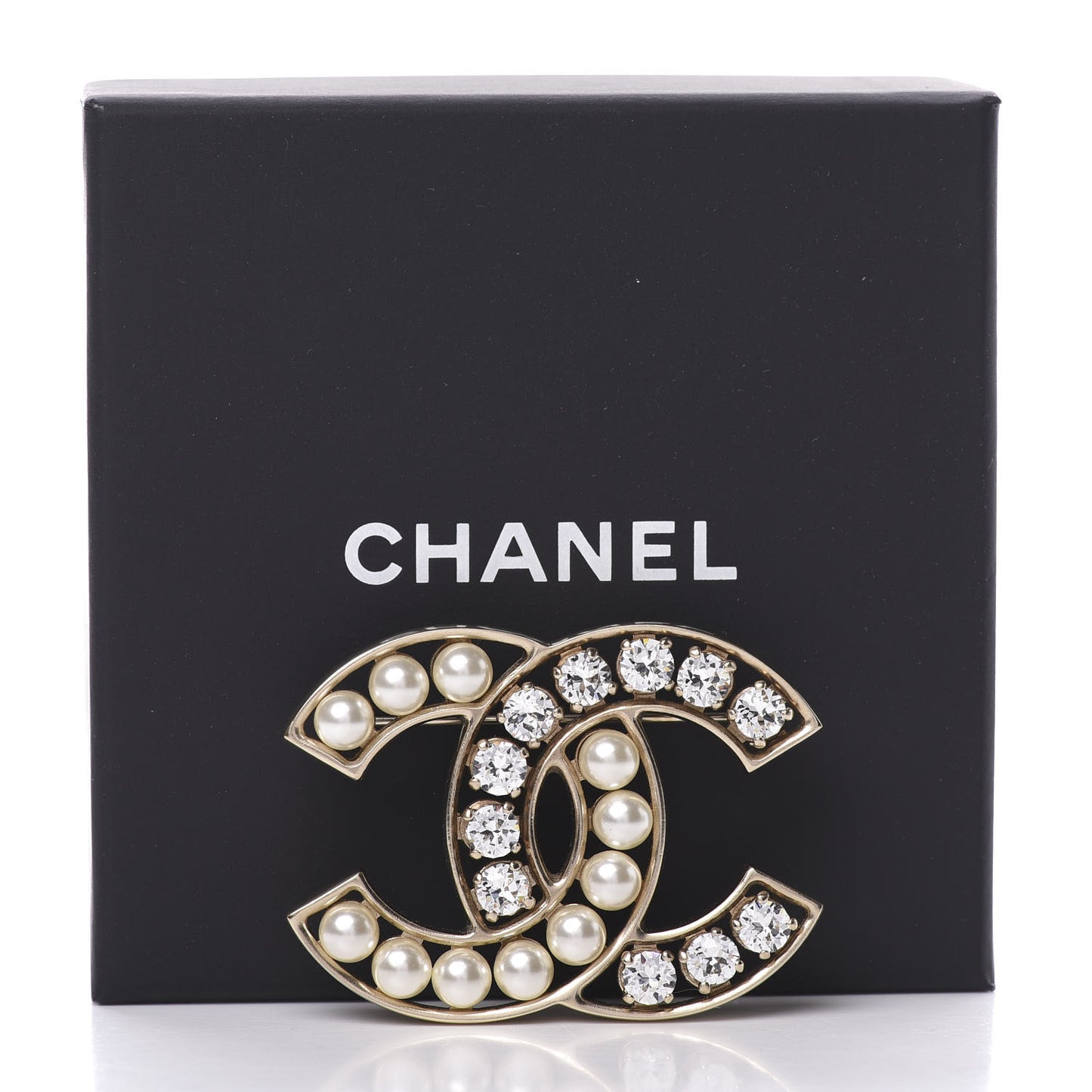 Pearl Crystal CC Brooch Gold Pearly White