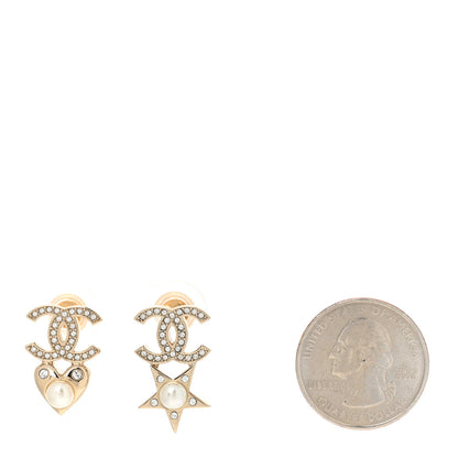 Chanel Crystal Pearl Charming Winter CC Star Heart Earrings Gold 2 of 4