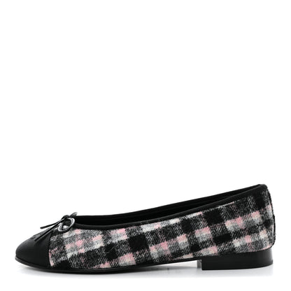 Chanel Alpaca Tweed Grosgrain Cap Toe Ballerina Flats 37.5 Pink Ivory Black 1 of 9