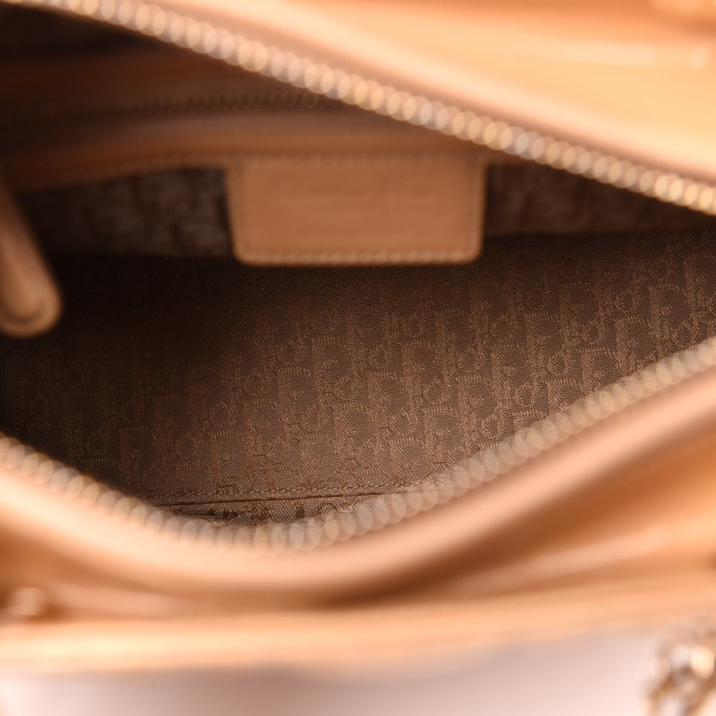 Patent Cannage Medium Lady Dior Beige