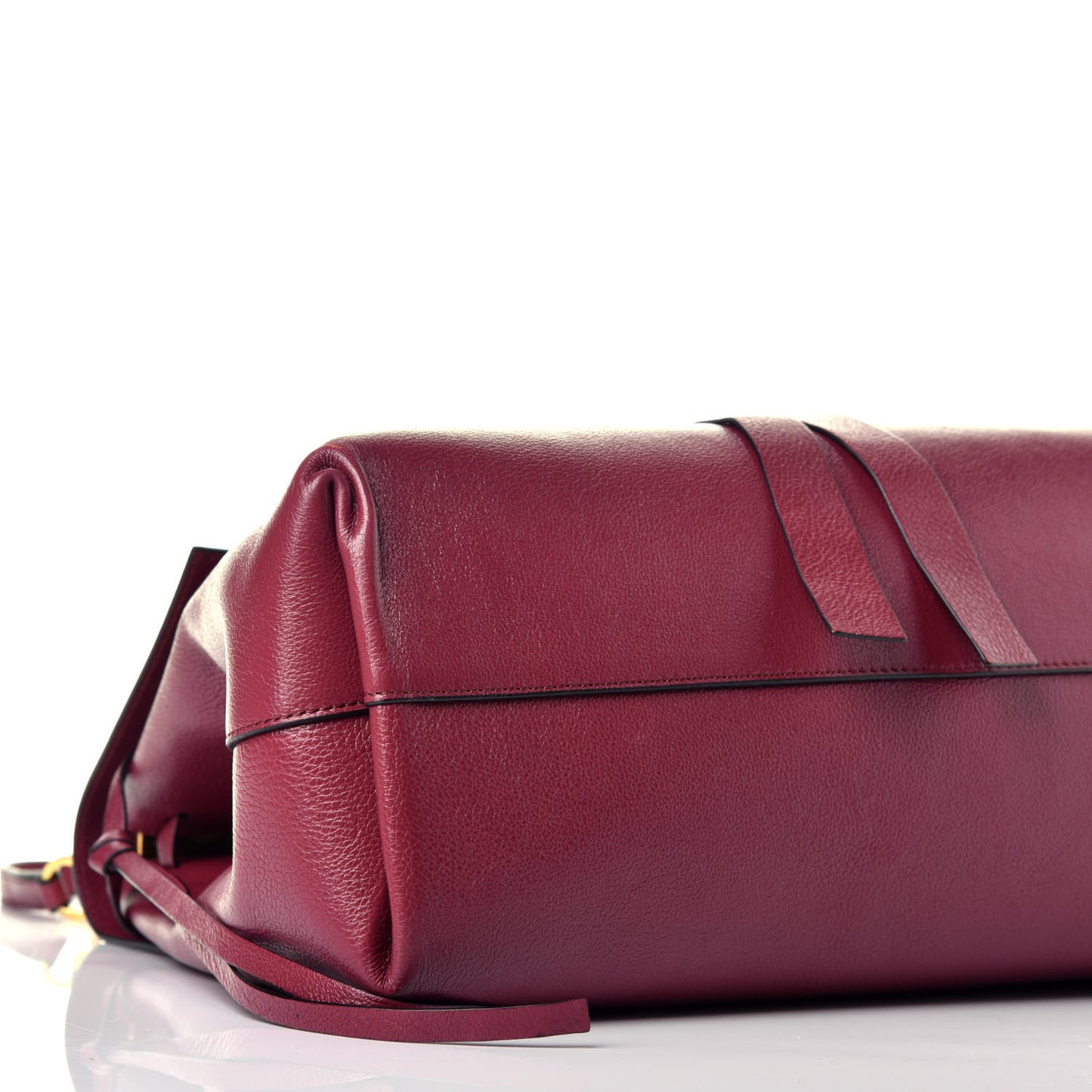 Grainy Calfskin VRing Shoulder Bag Cerise