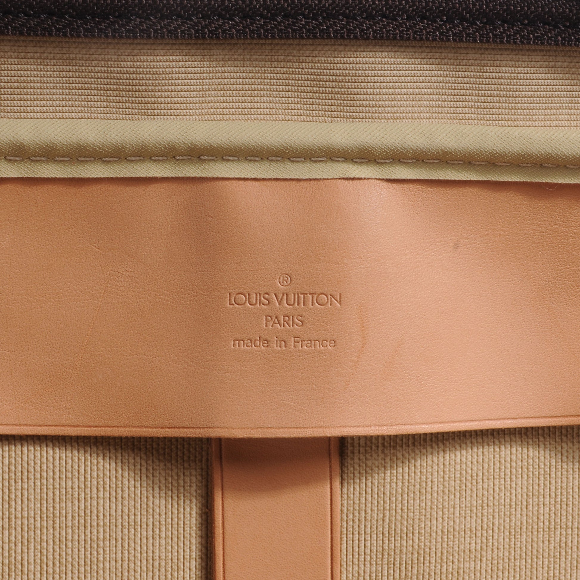 Louis Vuitton Monogram Sirius 70 6 of 8