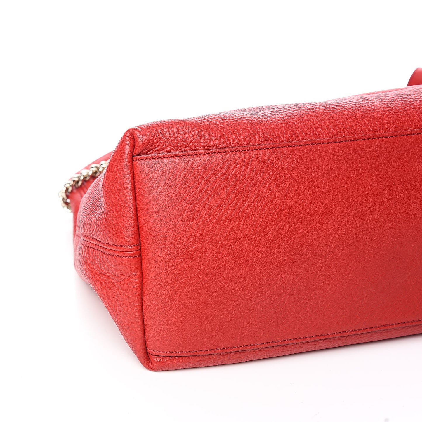 Pebbled Calfskin Medium Soho Chain Shoulder Bag Tabasco Red