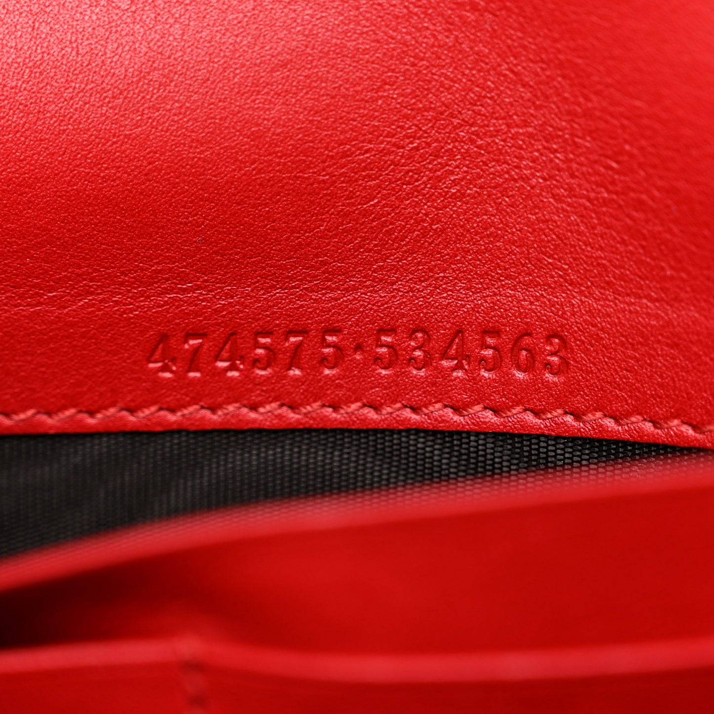 Velvet Matelasse GG Marmont Chain Wallet Hibiscus Red