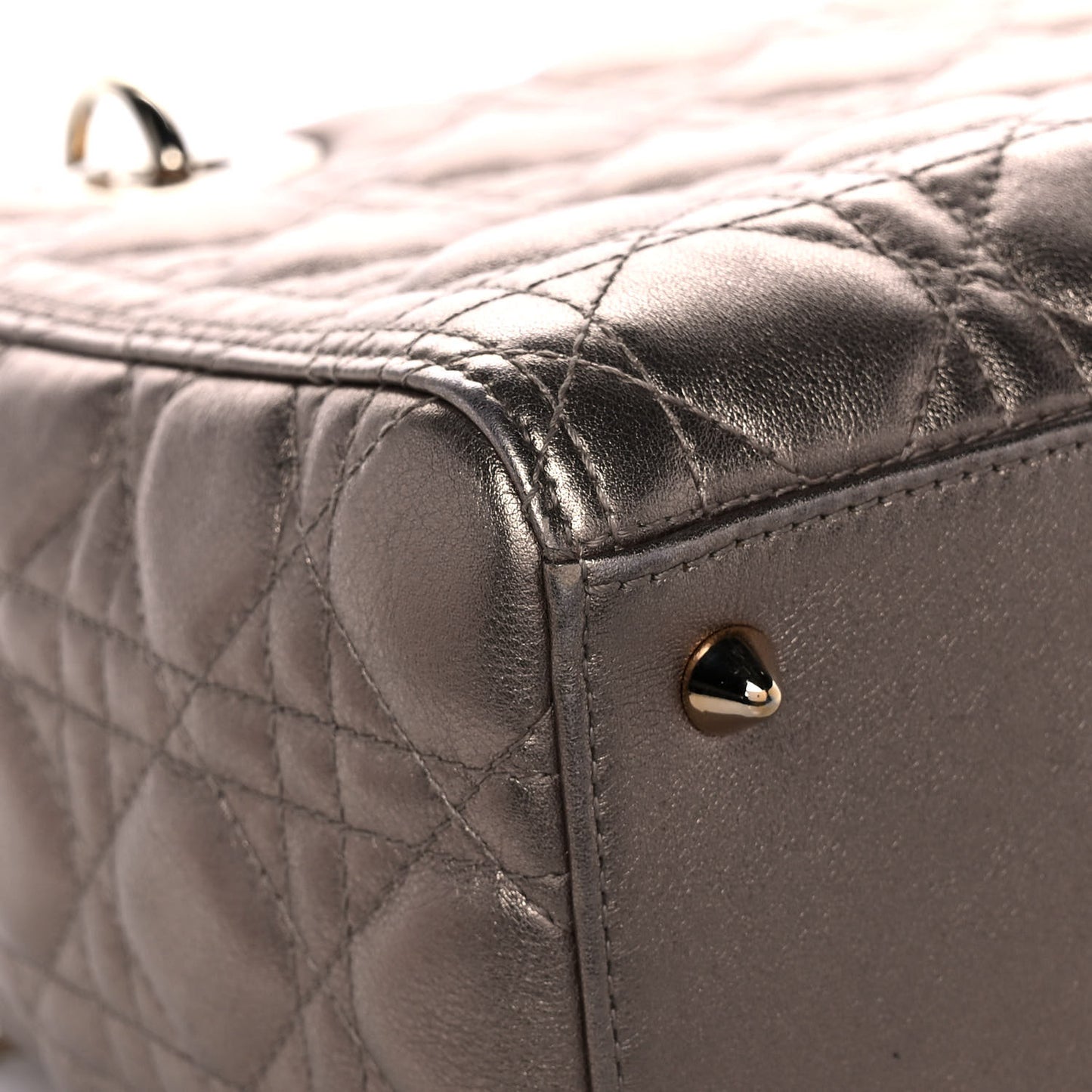 Metallic Calfskin Cannage Medium Lady Dior Gold
