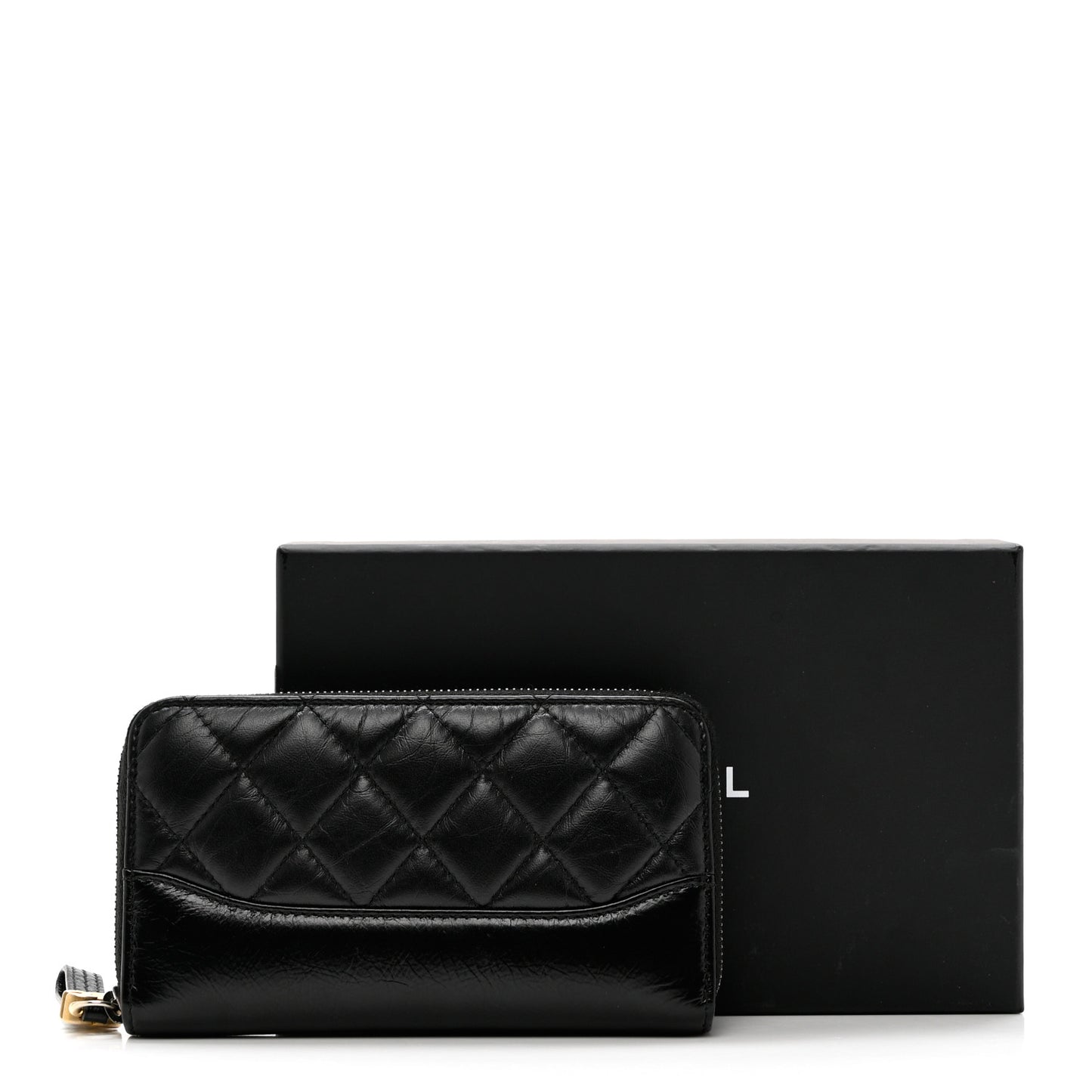 Aged Calfskin Quilted Small Gabrielle Zip Around Wallet Black
