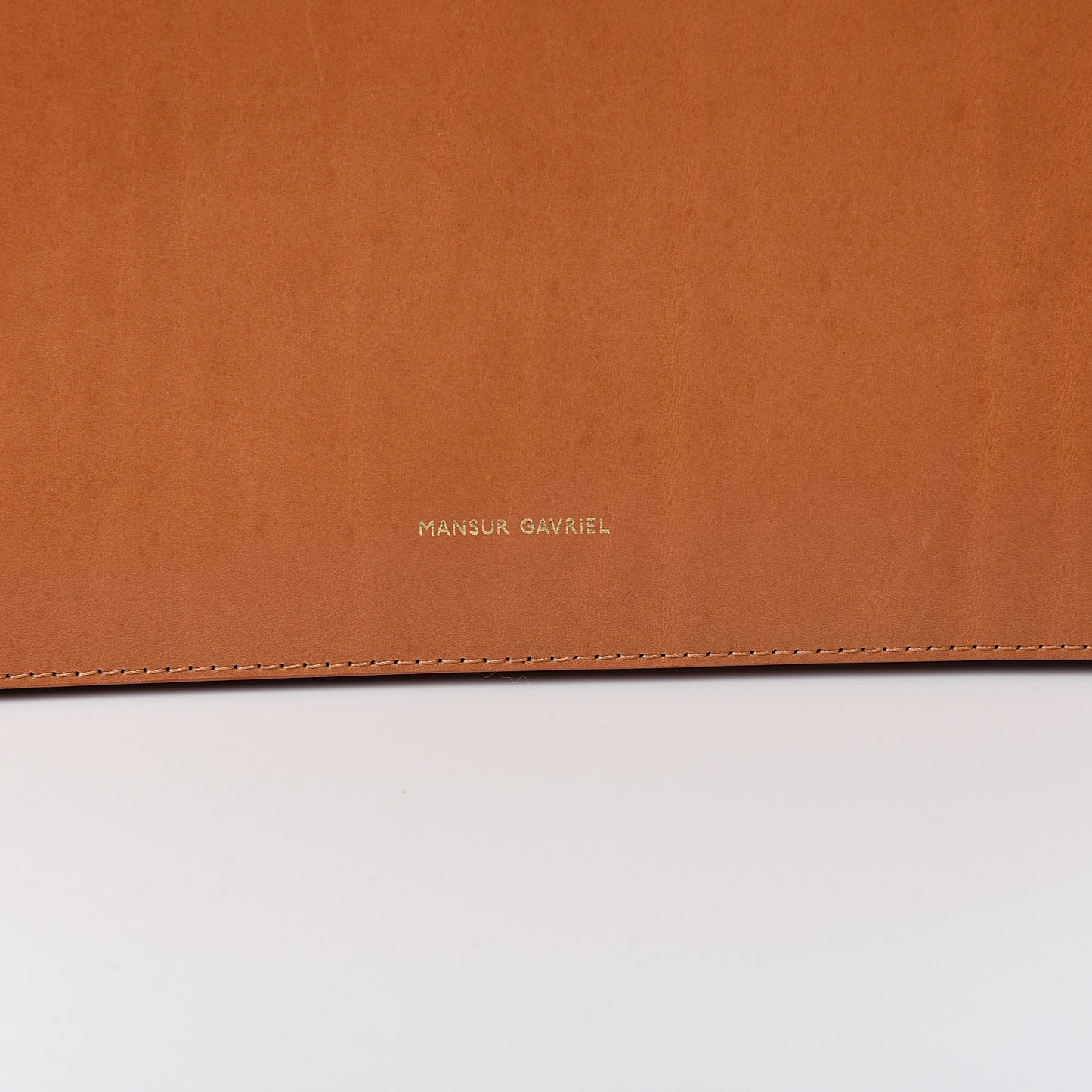 Calfskin Top Handle Rounded Bag Camello Rosa