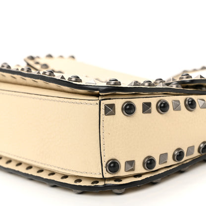 Valentino Garavani Pebbled Calfskin Onyx Medium Guitar Strap Rockstud Rolling Flap Saddle Bag Ivory 9 of 14