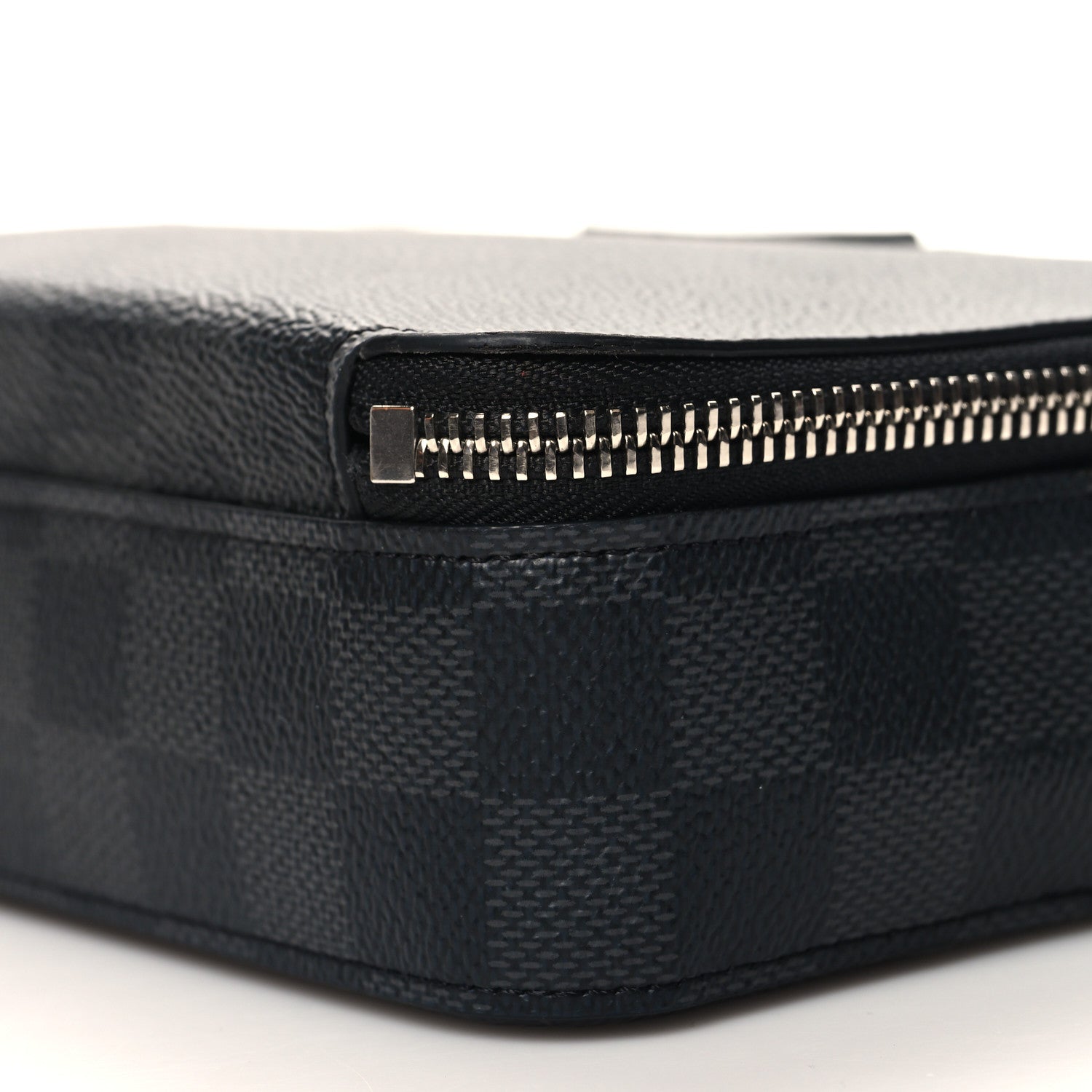 Louis Vuitton Damier Graphite Alpha Wearable Wallet 10 of 12