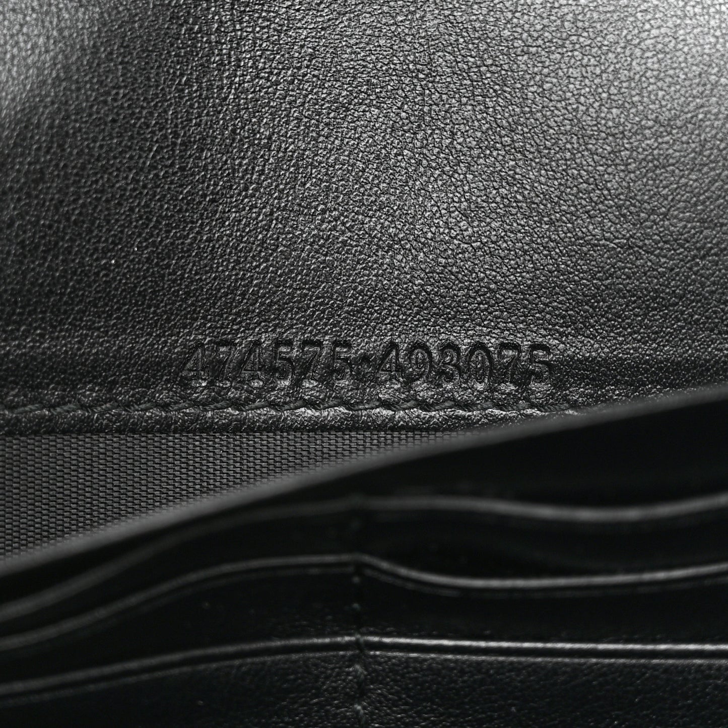 Calfskin Matelasse GG Marmont Chain Wallet Black