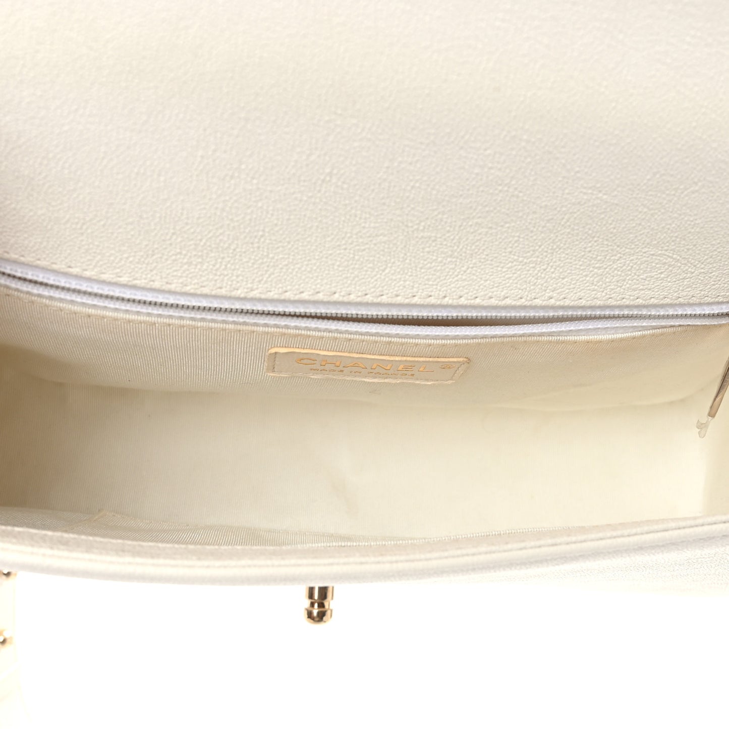 Caviar Quilted New Medium Boy Flap White