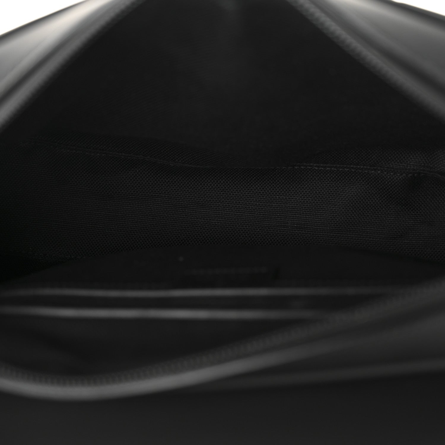 Gucci Rubber Effect Calfskin GG Medium Messenger Bag Black 5 of 10