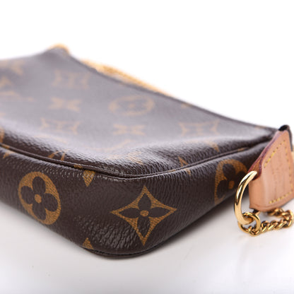 Louis Vuitton Monogram Mini Pochette Accessories 5 of 9