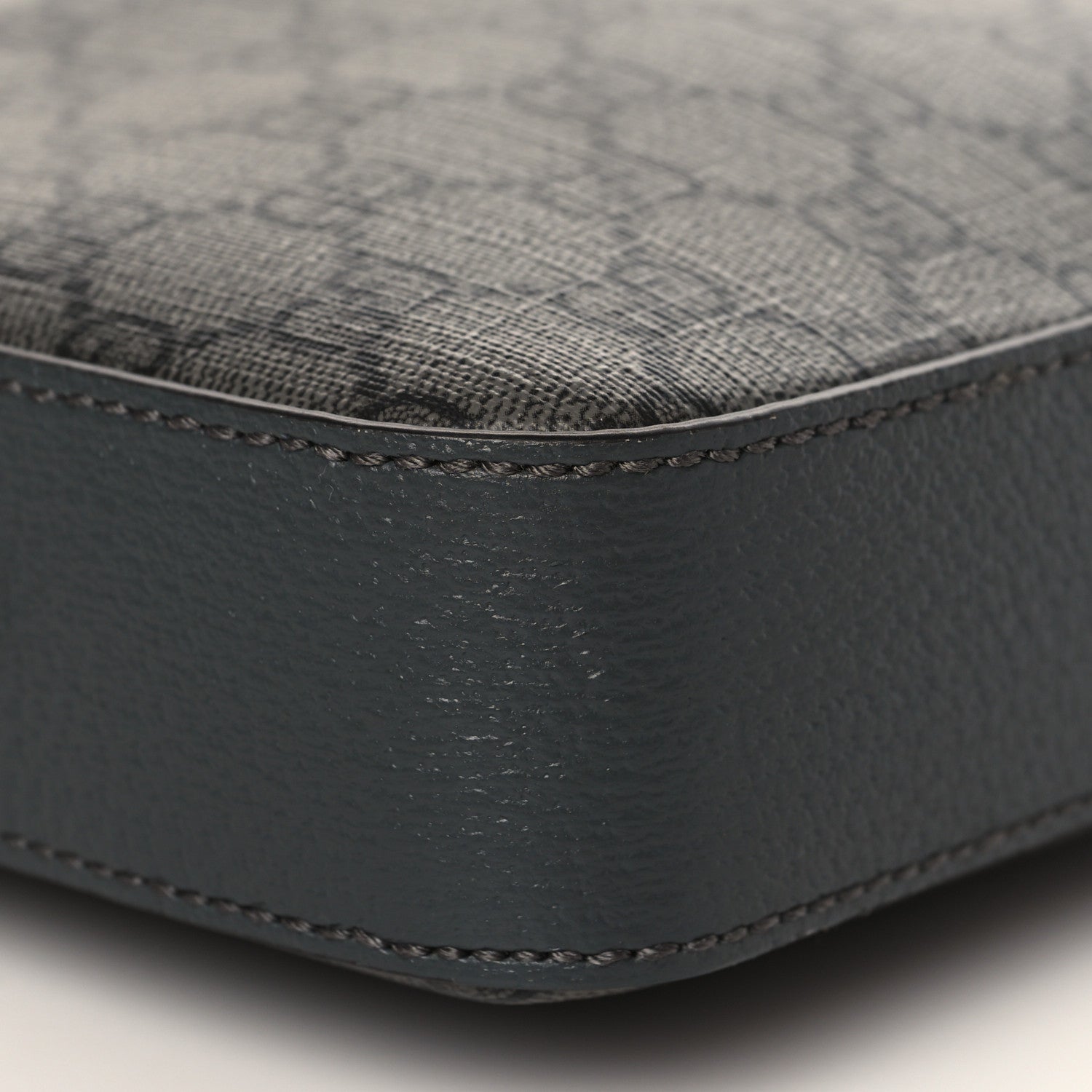 Gucci GG Supreme Monogram Textured Dollar Calfskin Web Ophidia Wristlet Shoulder Bag Grey Black Graphite Grey 6 of 7