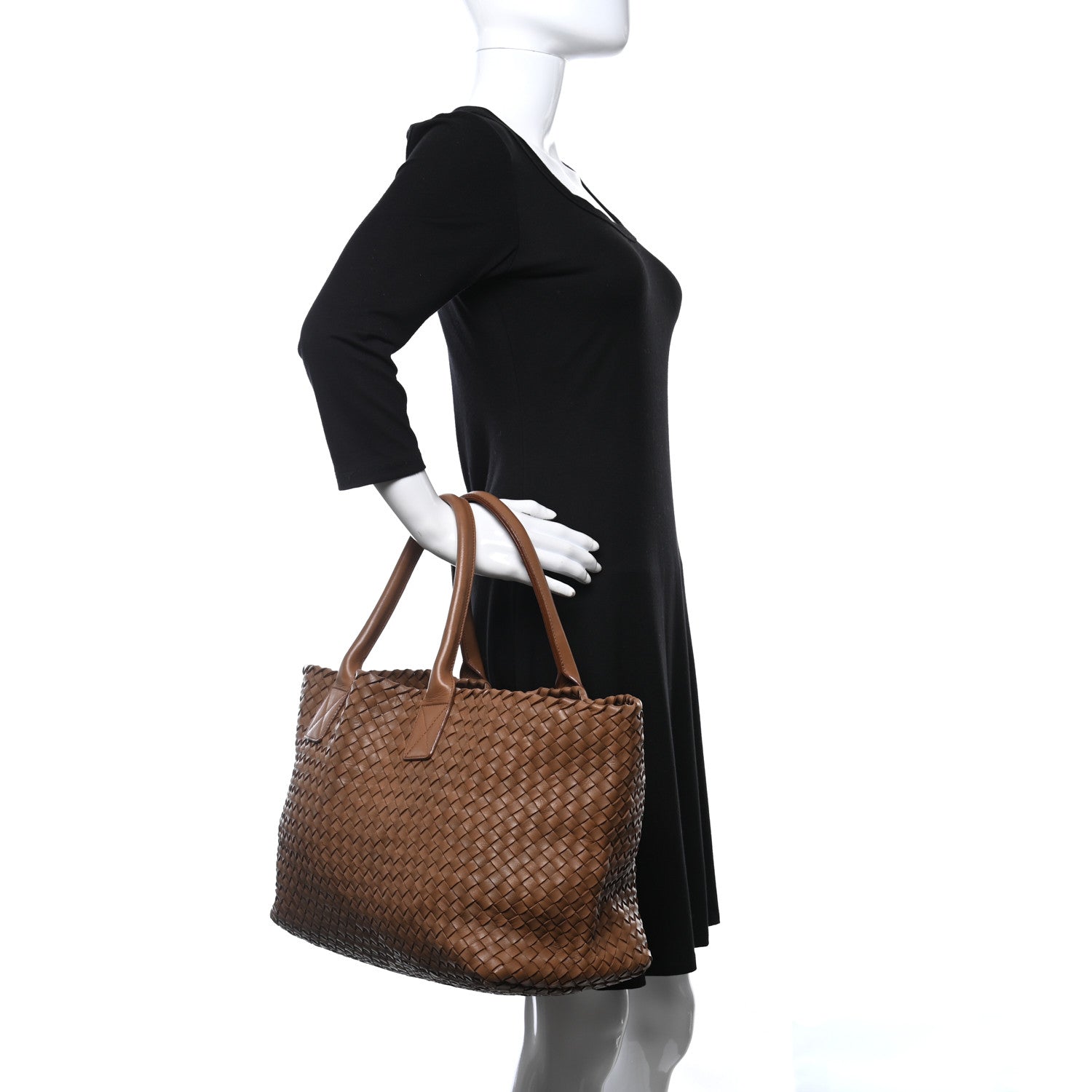 Bottega Veneta Nappa Intrecciato Medium Cabat Noce 2 of 9