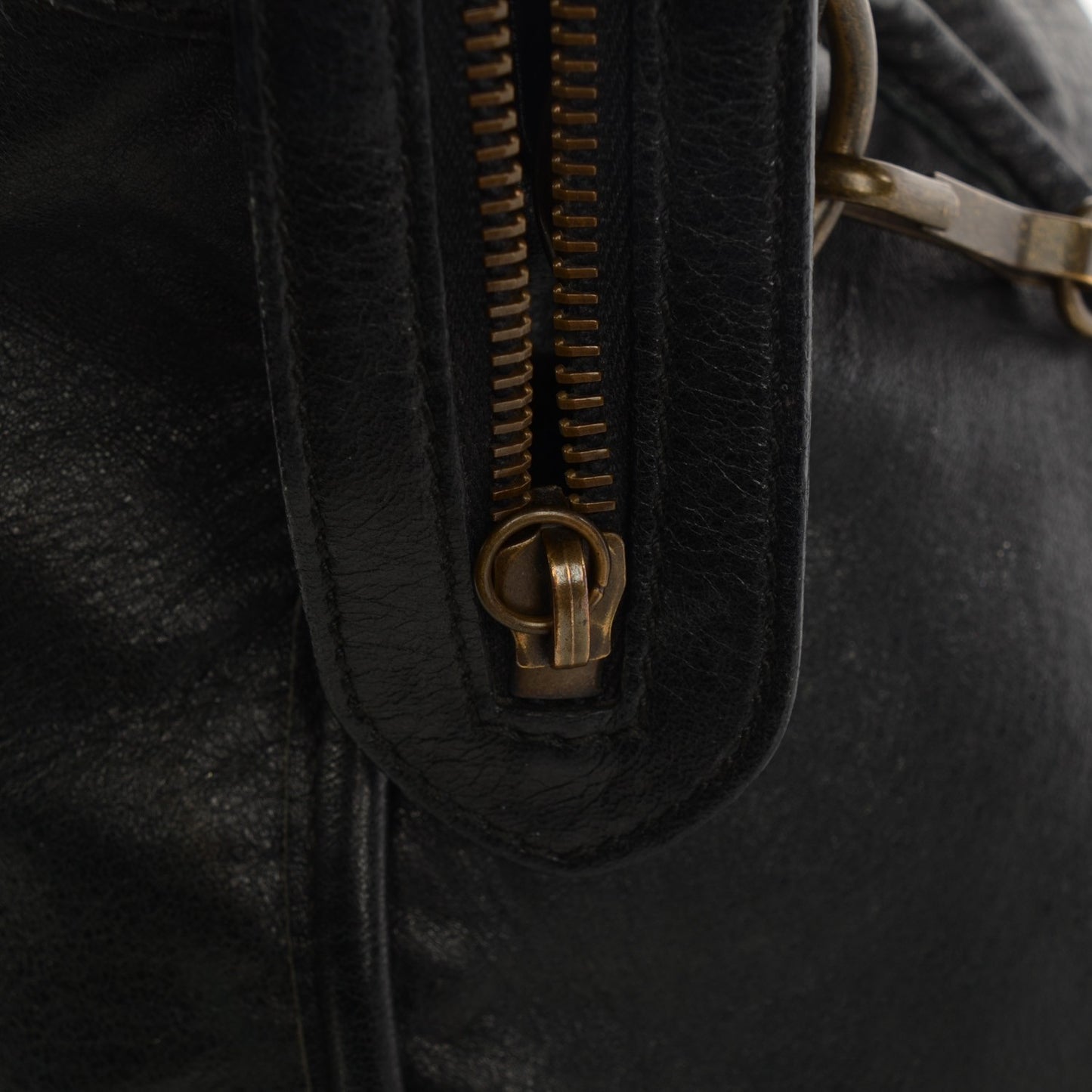 Chevre Classic Hardware First Black