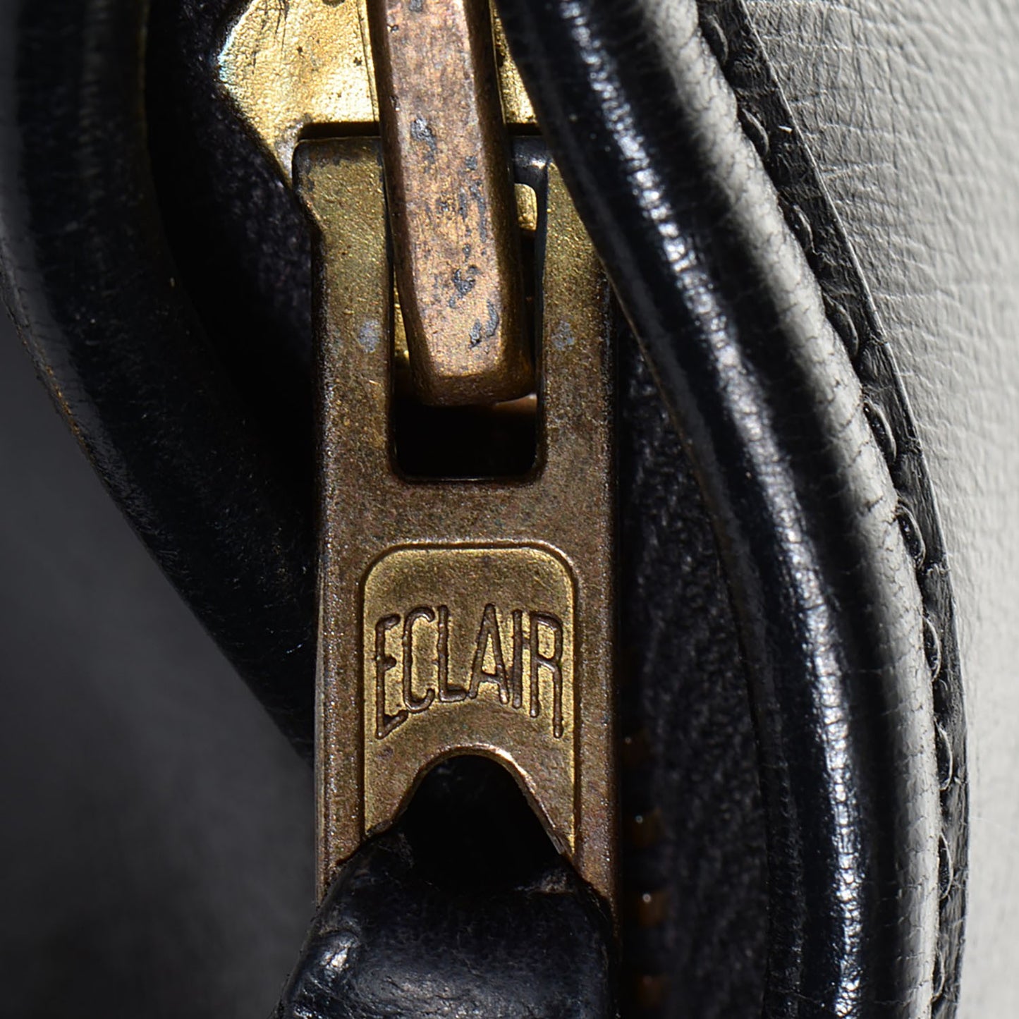 Box Leather Trim II 31 Black