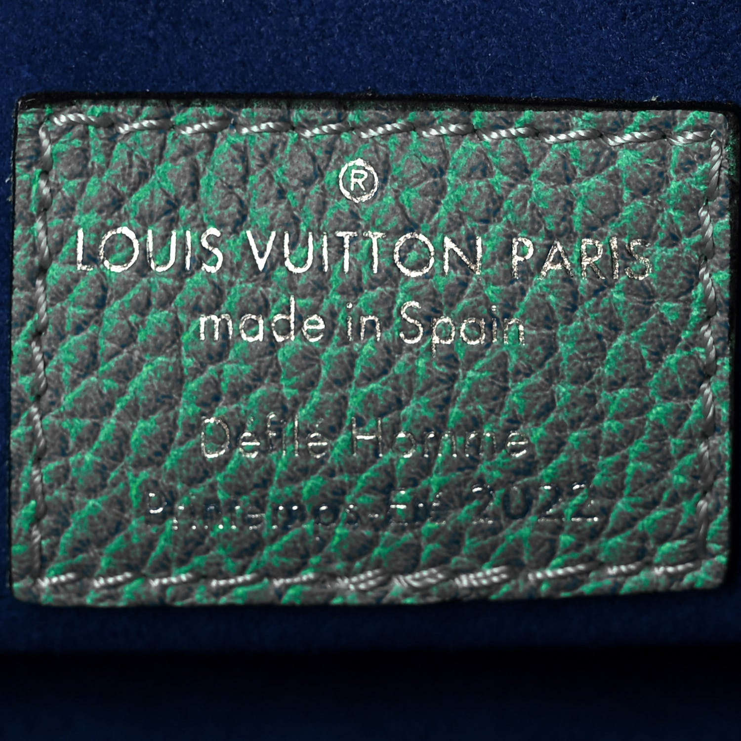 Louis Vuitton Taurillon Illusion Sac Plat XS Bleu Vert 5 of 9