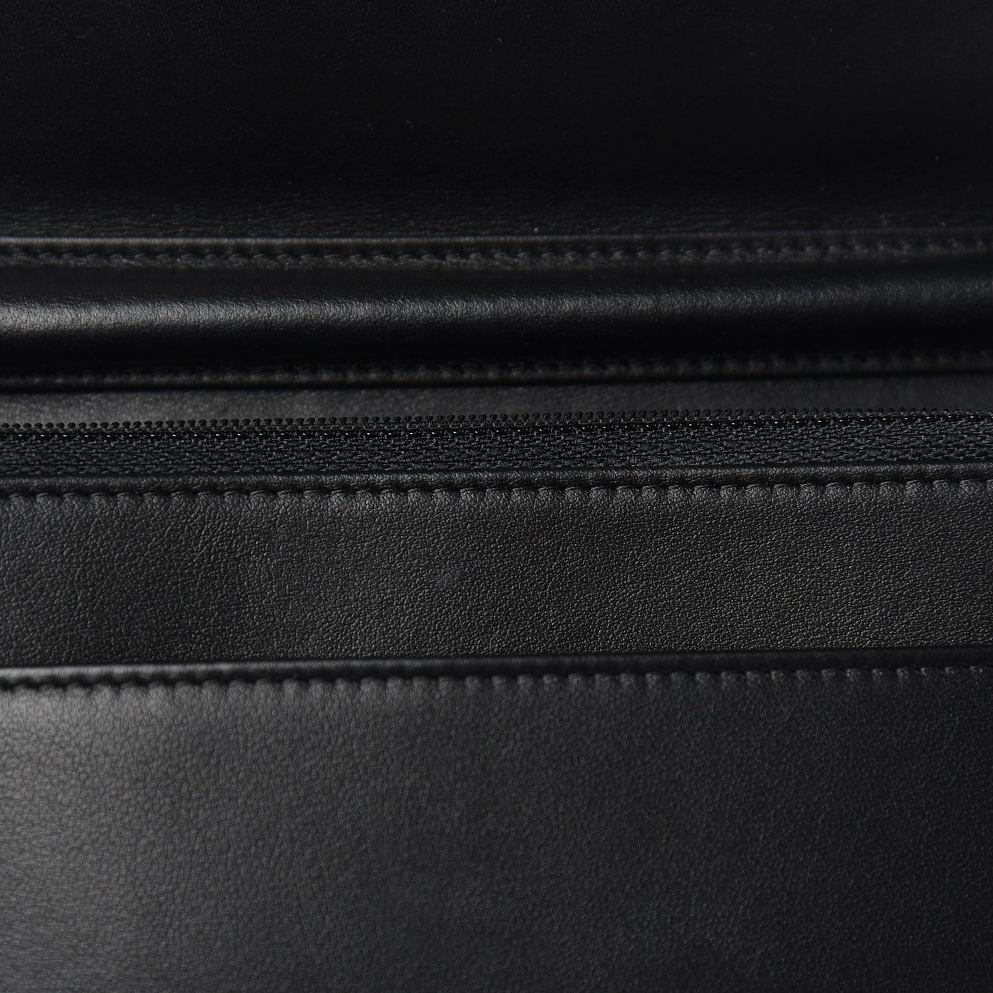 Caviar Quilted Boy Wallet On Chain WOC Black