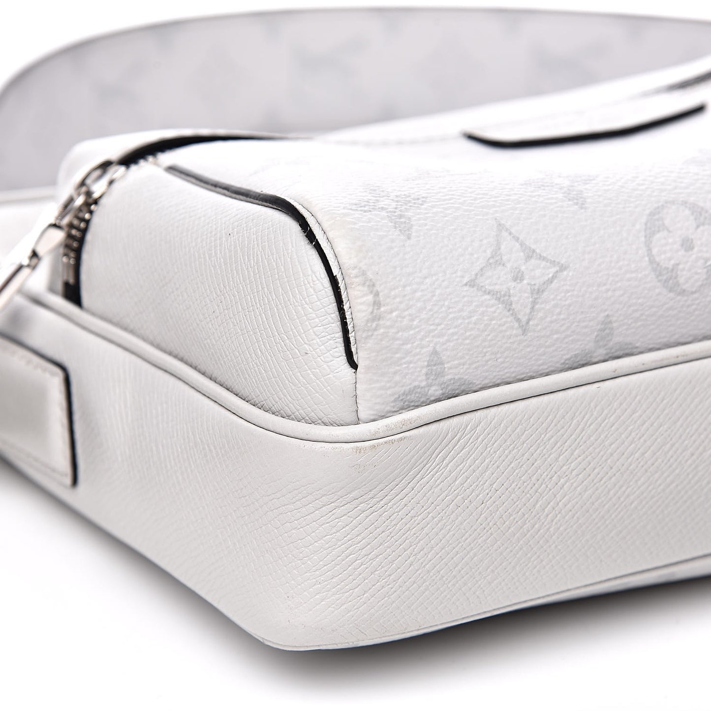 Taiga Monogram Outdoor Messenger White