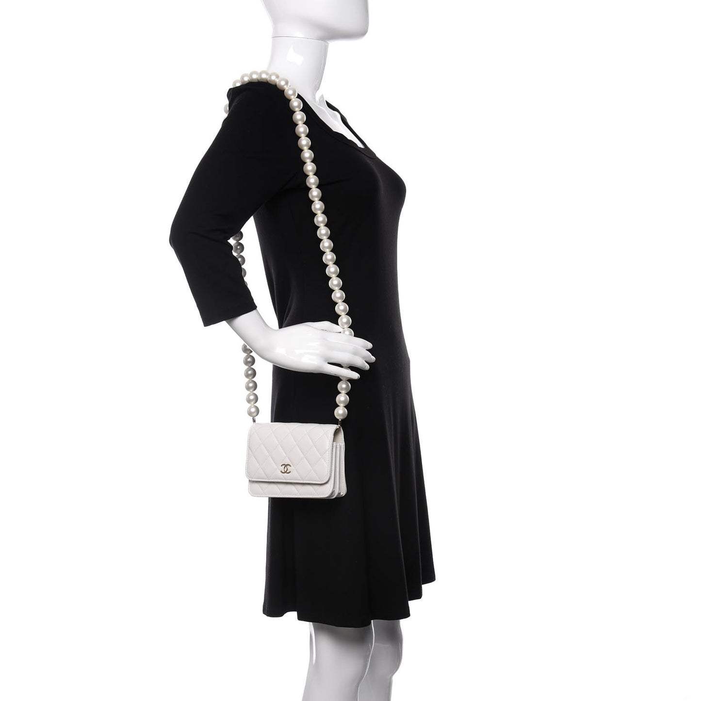 Calfskin Quilted Mini Maxi Pearls Wallet On Chain WOC White