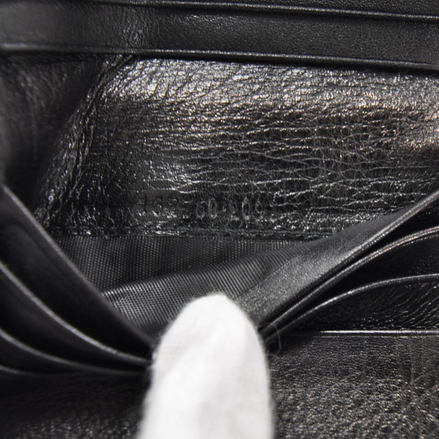 Leather Compact Britt Wallet Black