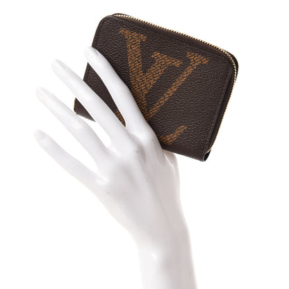 Louis Vuitton Monogram Giant Zippy Coin Purse 2 of 7