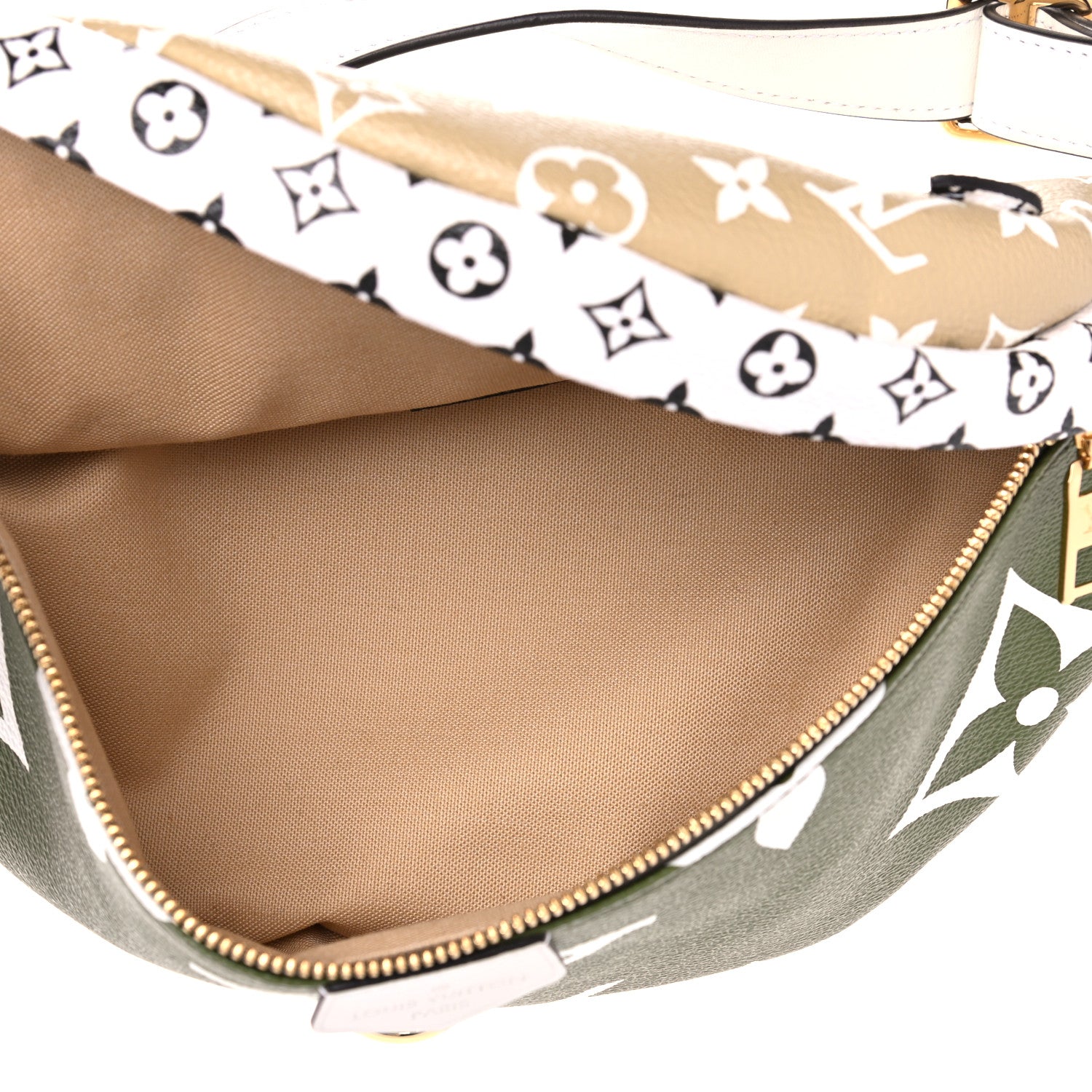Louis Vuitton Monogram Giant Bumbag Kaki Beige 5 of 9