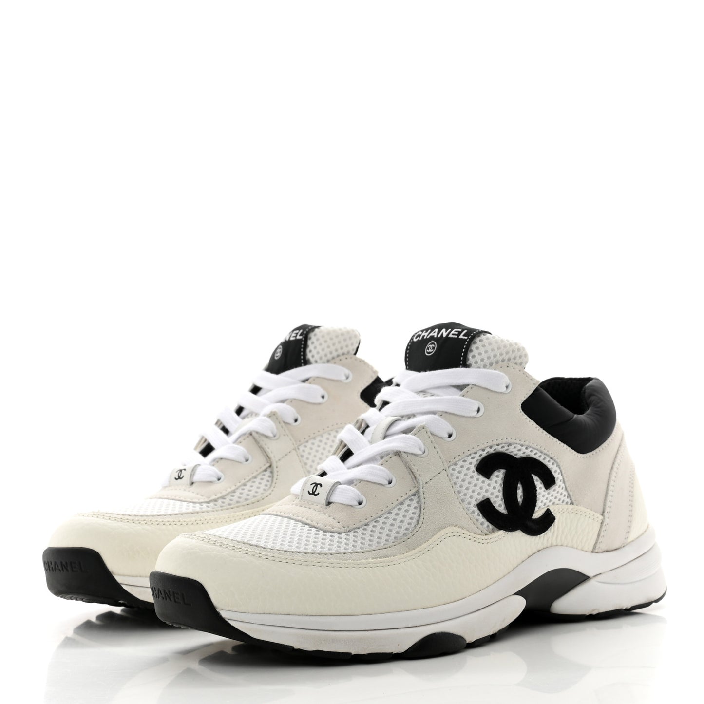 Mesh Suede Calfskin Grained Calfskin Womens CC Sneakers 41 White Black