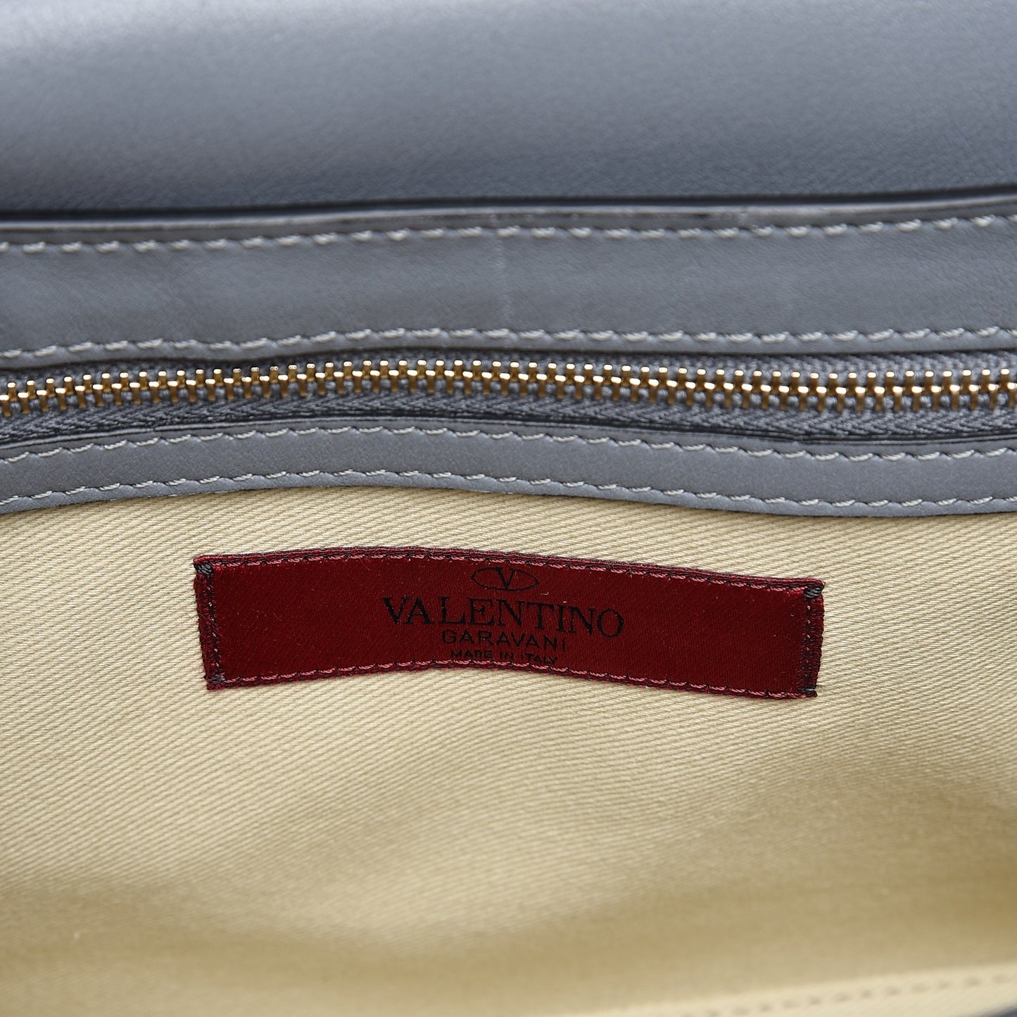 Vitello Medium Rockstud Flap Saddle Bag Light Stone