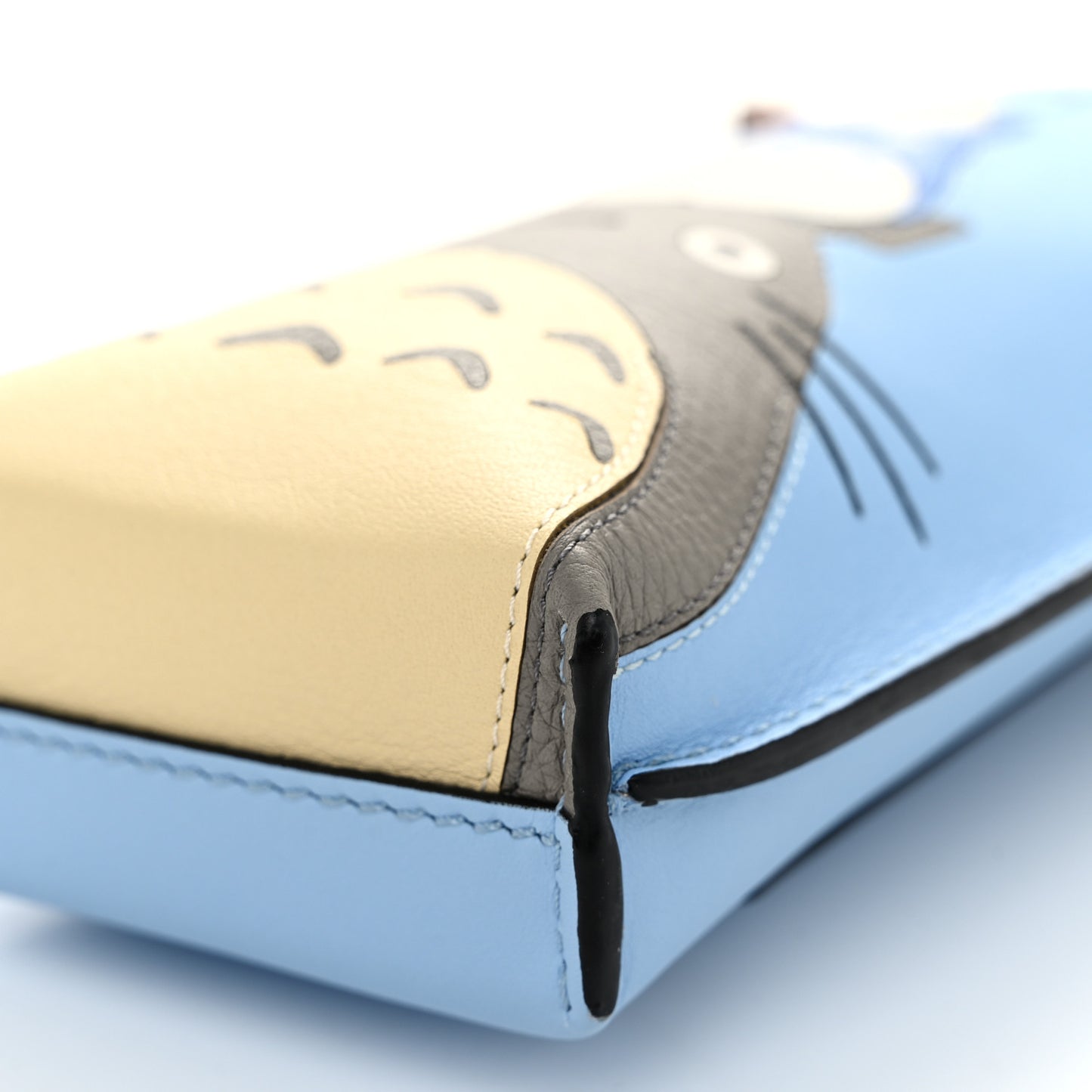 X MY NEIGHBOR TOTORO Calfskin Gate Pocket Blue Tan Multicolor