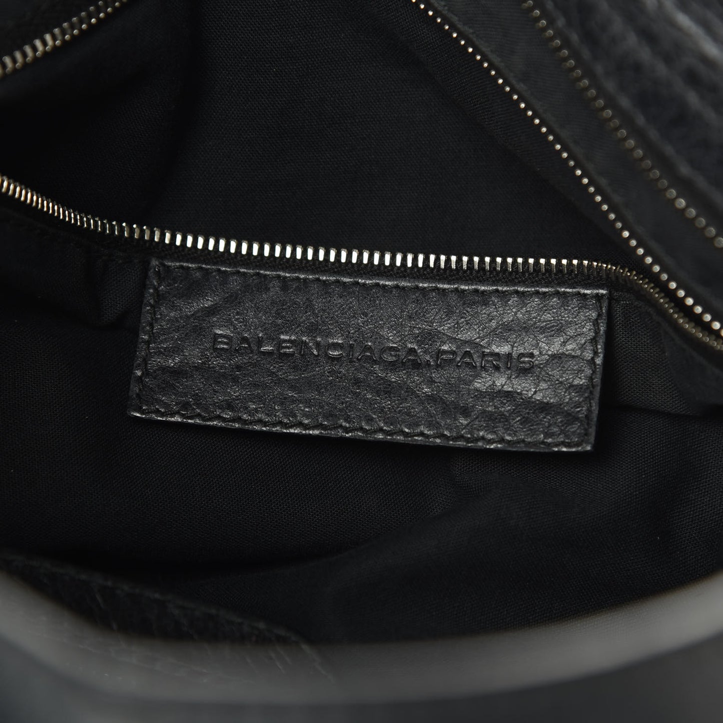 Agneau Giant 12 Silver Hardware City Black