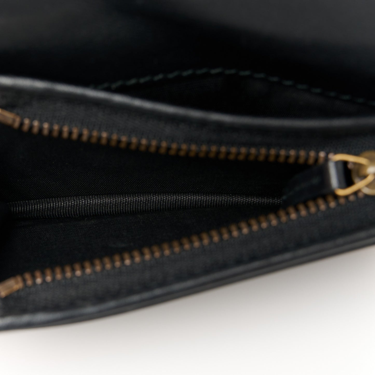 Calfskin Matelasse GG Marmont Card Case Black
