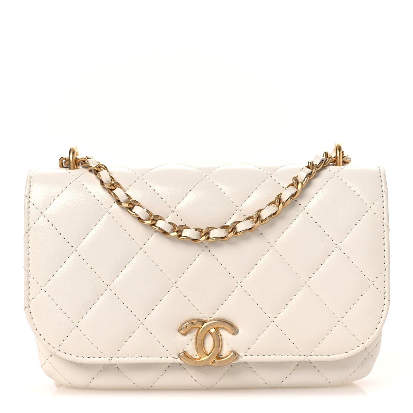 Shiny Lambskin Flap Clutch With Chain White